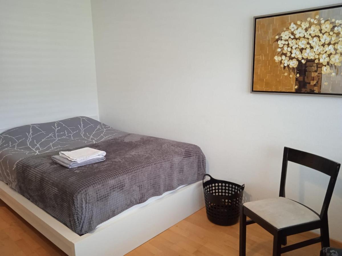 Appartement Studio Flat In The Heart Of Zug, Ideal For Solo Travellers Extérieur photo